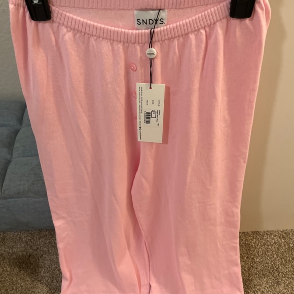 Sndys pink pants, new with tags small - Picture 2 of 4